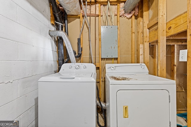 laundry area featuring washer and dryer