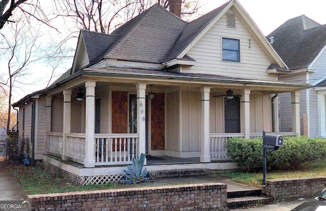 view of front of home with covered porch