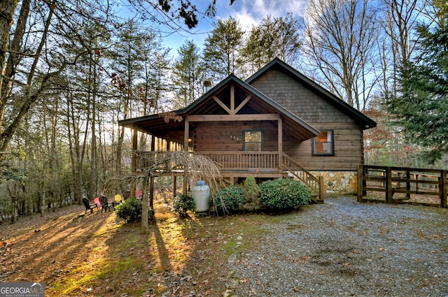 view of front facade featuring a porch