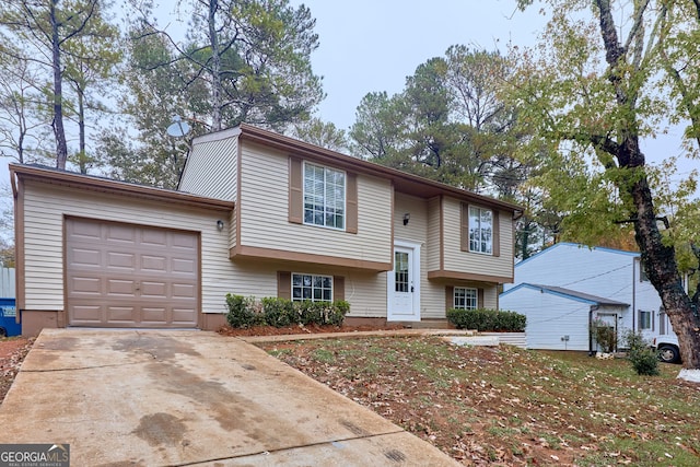 view of front facade with a garage