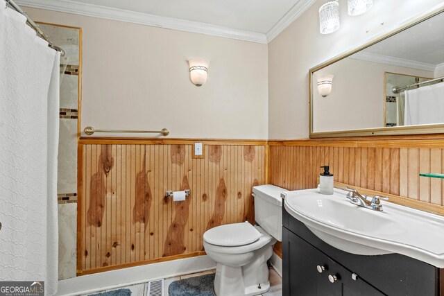 kitchen featuring crown molding, white fridge with ice dispenser, white cabinets, and light tile patterned flooring