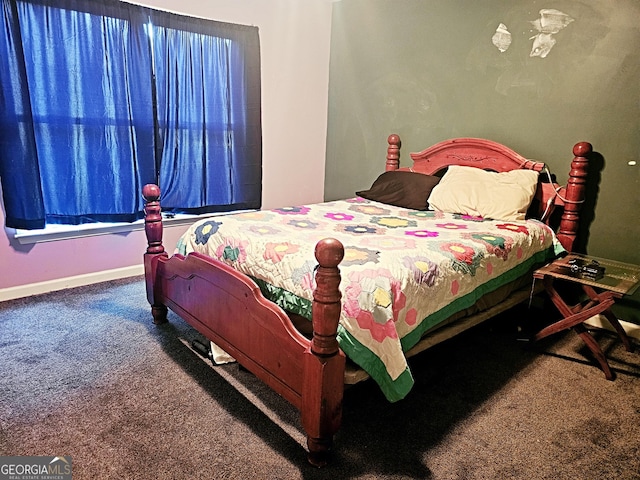 bedroom featuring carpet floors