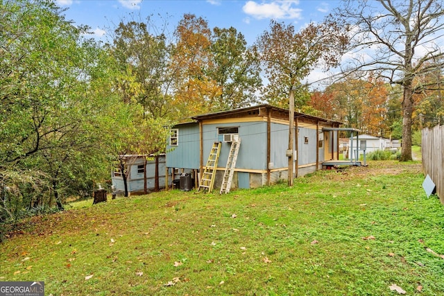 exterior space featuring a yard