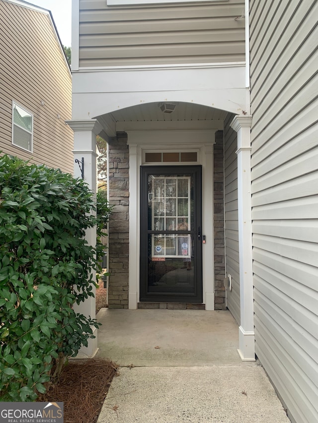 view of doorway to property