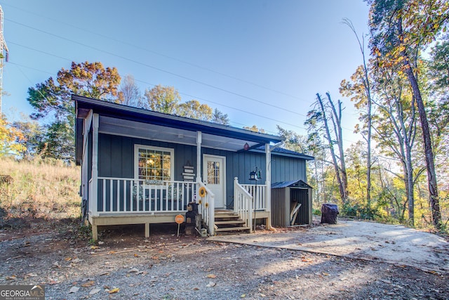 view of front of property with a porch