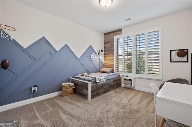 bedroom with carpet flooring