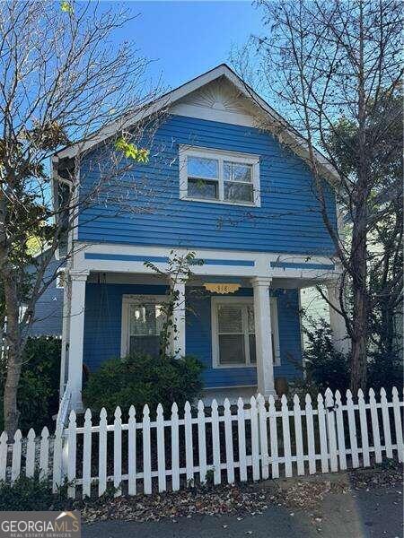 view of front of house with covered porch