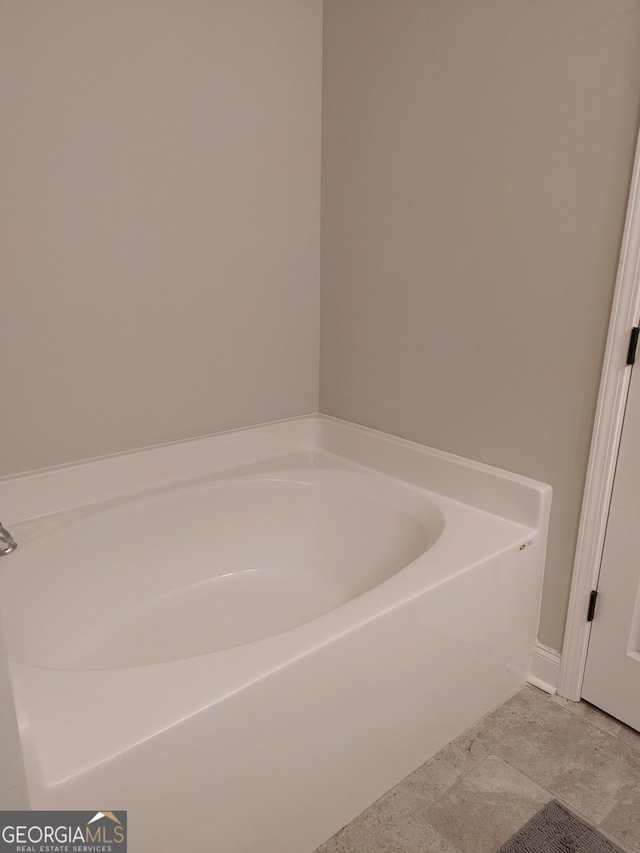 bathroom featuring a bathtub