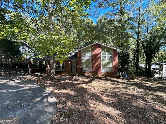 view of front of house