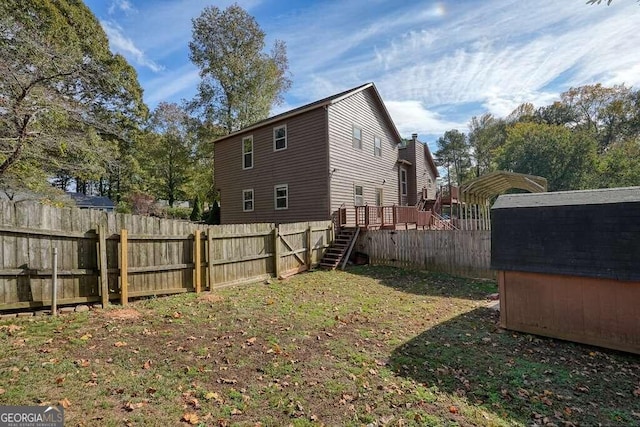 view of yard with a shed