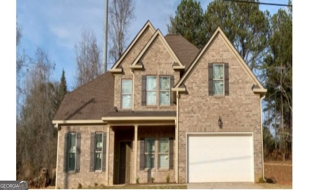 view of front facade with a garage