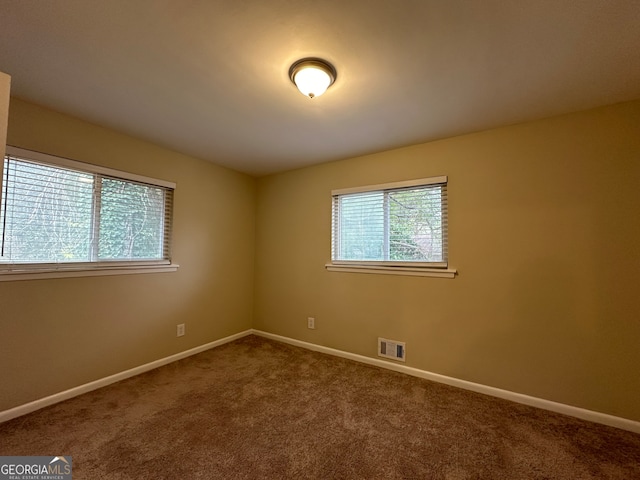 empty room with carpet