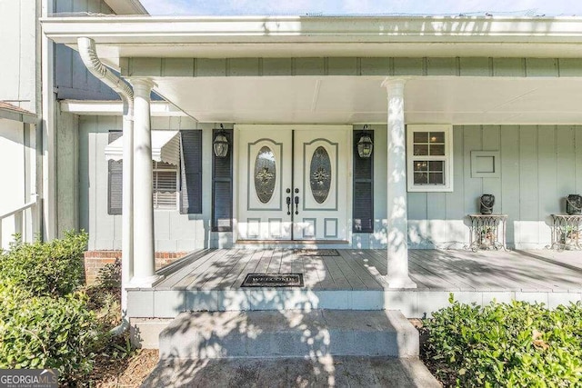 property entrance with a porch