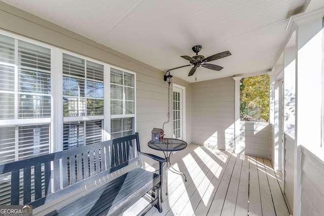 deck with ceiling fan