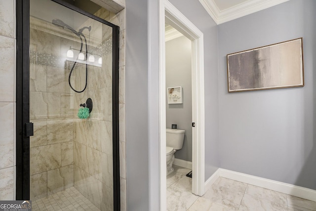 full bath featuring baseboards, toilet, marble finish floor, crown molding, and a shower stall