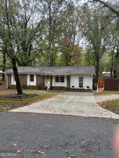 view of front of house