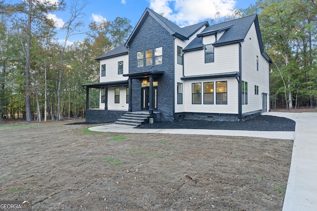 view of front facade featuring covered porch