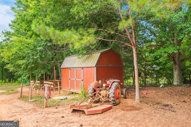 view of outbuilding