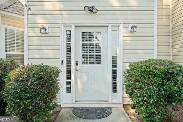 view of property entrance