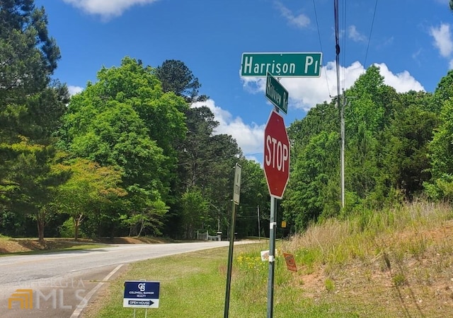 Listing photo 2 for 136 SE Harrison Pl, Hampton GA 30228