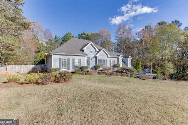 view of front of property with a front yard