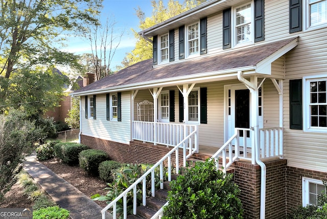 view of front facade with a porch