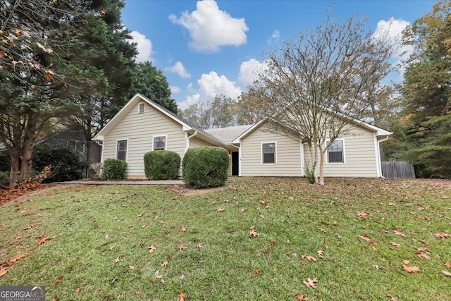 2392 Ivy Crest Dr, Buford GA, 30519, 3 bedrooms, 2 baths house for sale