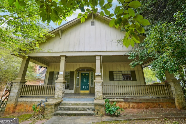 view of front of home featuring covered porch