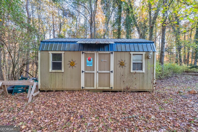 view of outbuilding