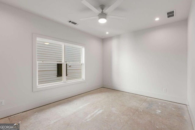 empty room featuring ceiling fan