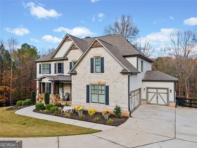 view of front of house with a front yard