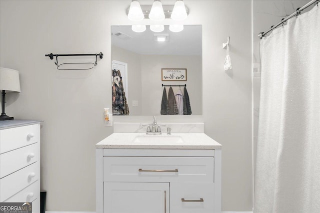 173 Mountainside Dr E, Dawsonville, GA 30534 - full bath featuring vanity and a shower with shower curtain