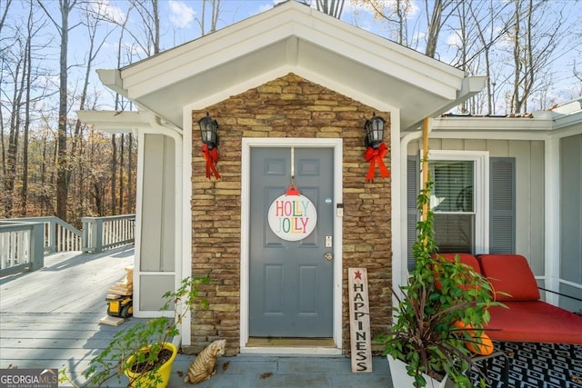 view of doorway to property