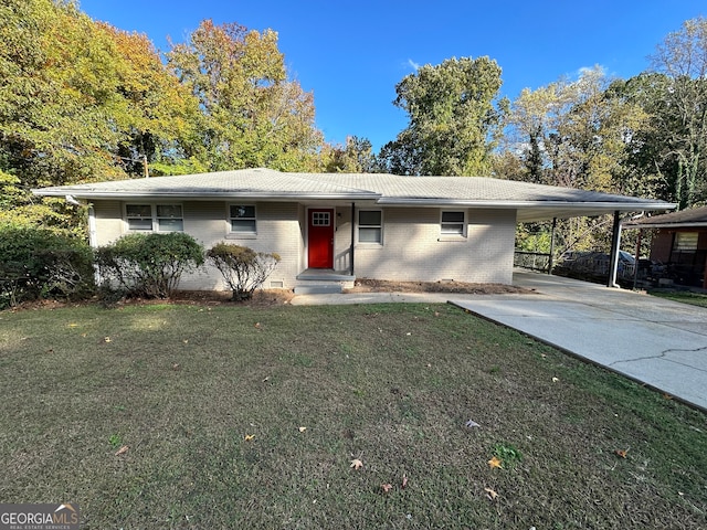 ranch-style house featuring a carport and a front yard