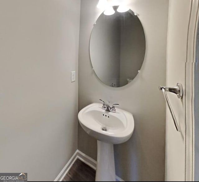2108 Irvin Ct, Kennesaw, GA 30144 - bathroom featuring baseboards