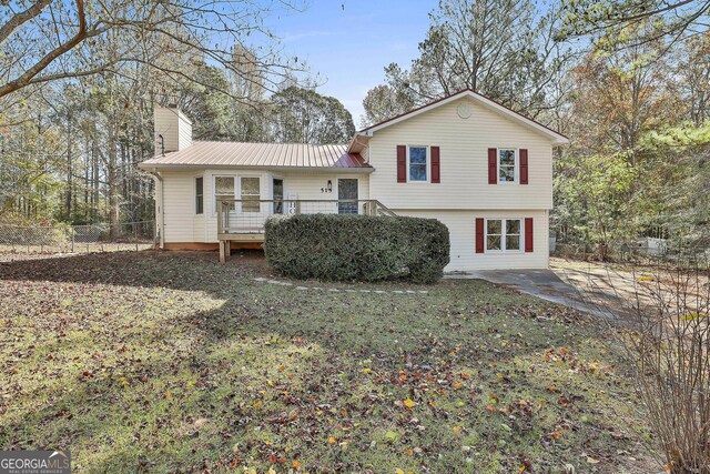 view of front of house featuring a deck