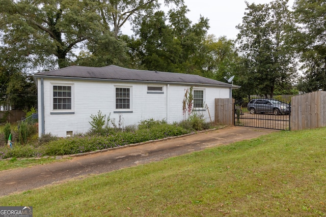 exterior space with a yard