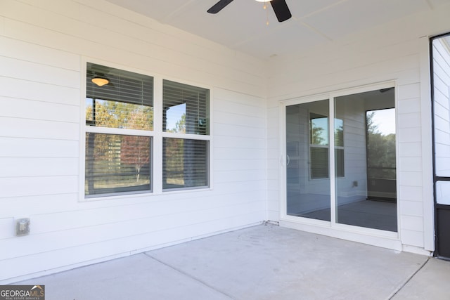 view of patio with ceiling fan