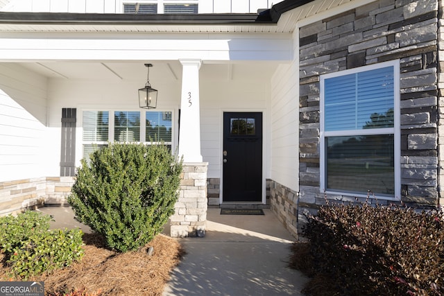 view of property entrance