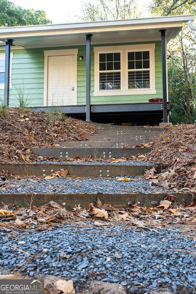 view of entrance to property