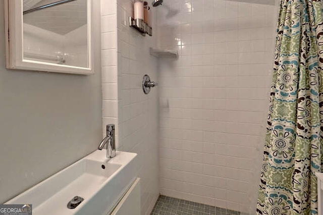 bathroom with walk in shower