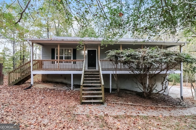 view of front facade featuring a porch