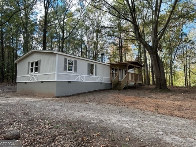 view of front of property