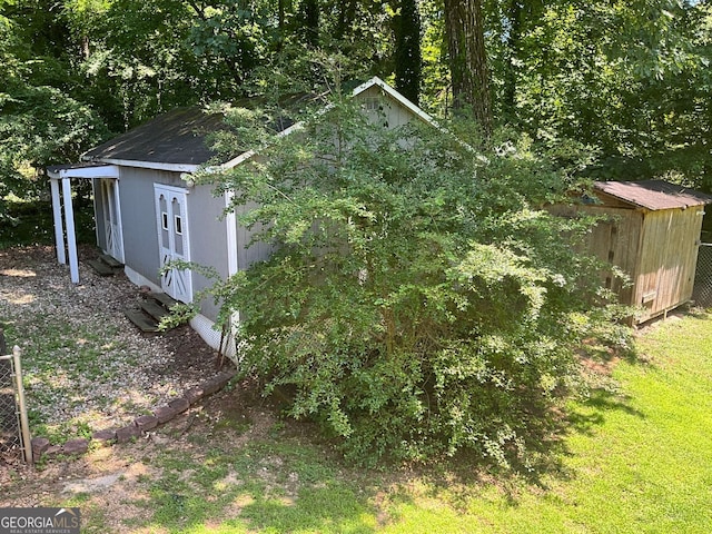 view of outbuilding