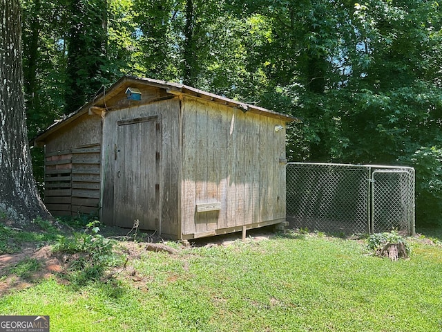 view of outbuilding