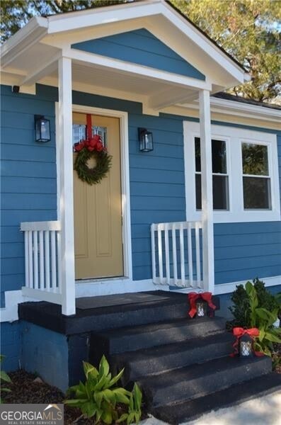 view of doorway to property