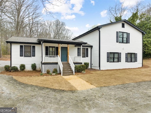 view of front facade featuring covered porch