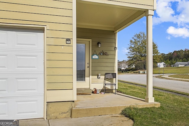 property entrance with a porch