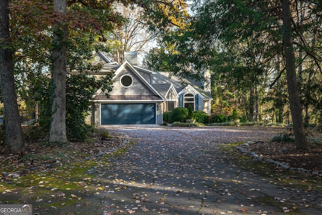 view of front facade with a garage