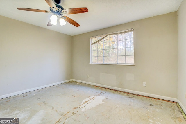 unfurnished room featuring ceiling fan